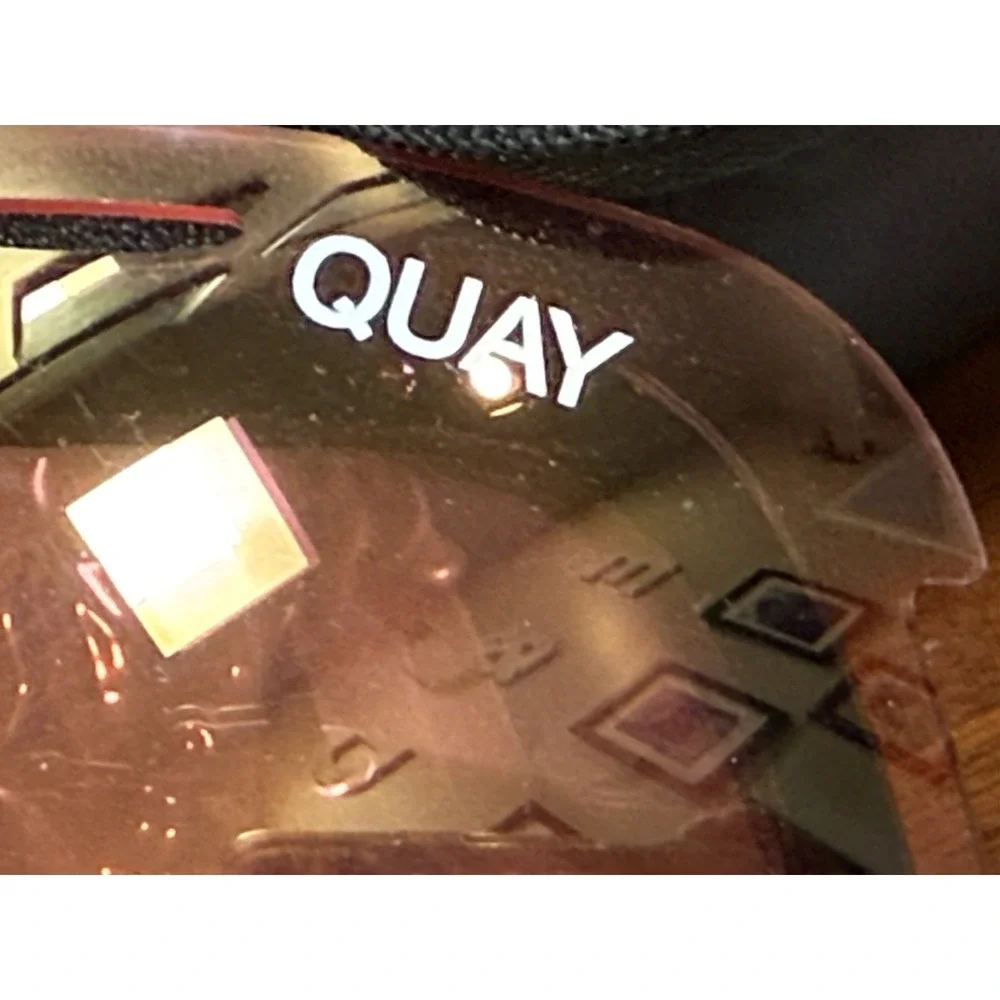 Quay Australia Mogul Snow Goggles Set - 3 Multi-Color Lenses (1 Brand New) Case